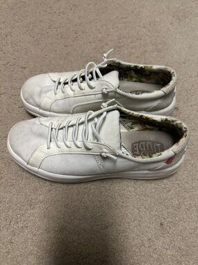 Hey Dude Karina Sneakers with Floral Lining